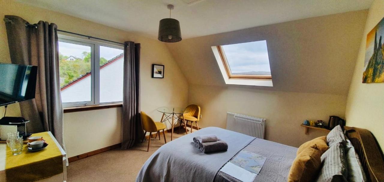 Feochan Rooms Portree Luaran gambar